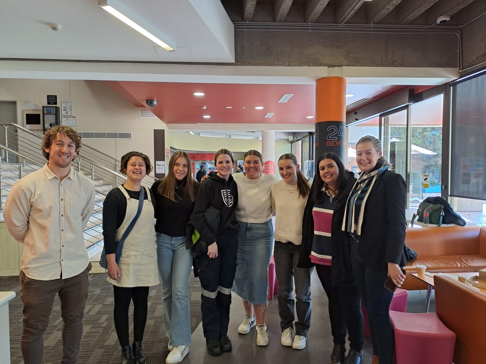 Three Rivers Pathways Co-Ordinator, Andrew O’Brien. left, with Country Education Foundation of Australia Partnerships Manager, Hilary Matchett, right, and a group of CEF-supported students studying health at Charles Sturt University, at its Bathurst campus.